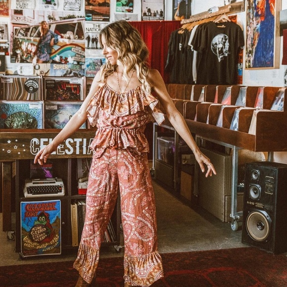 Complete Spell and the Gypsy Set - Tank and Pants - Picture 4 of 8